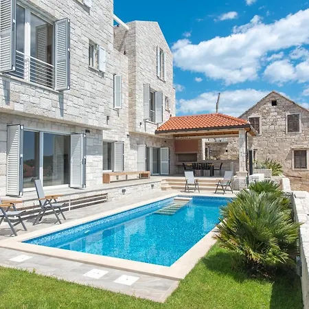 New Luxurious Tinka - Villa Sumartin
