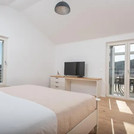 New Luxurious Tinka - Villa